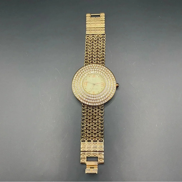 VGT JENNIFER LOPEZ Women's Wristwatch Gold-tone Crystal Base Metal Bezel Dial - Picture 12 of 12